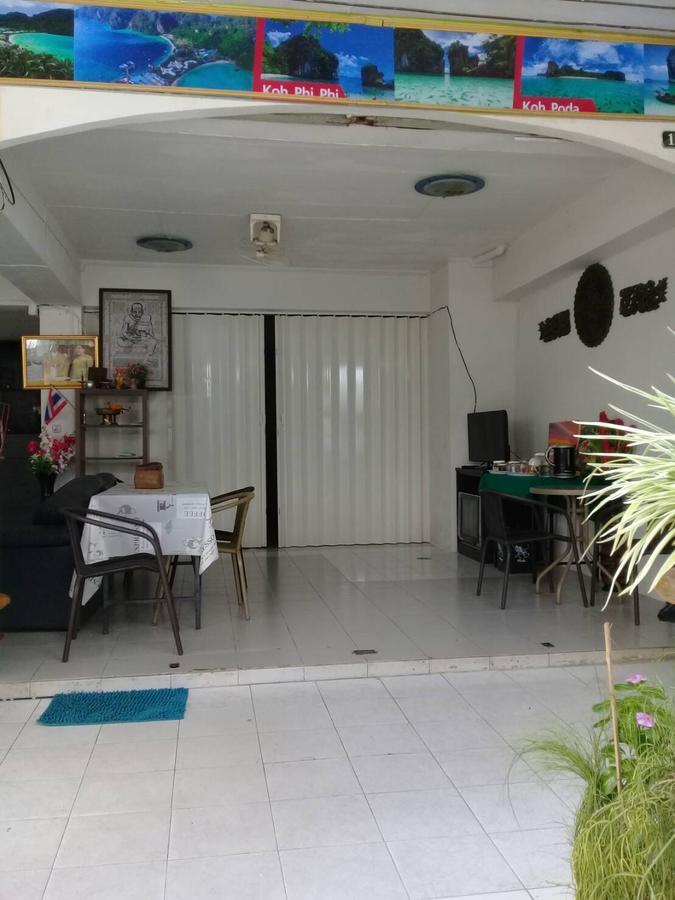 Bamboo Rest House Krabi town Exterior foto